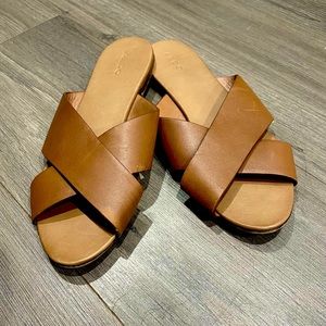 Aldo flat slip on sandals